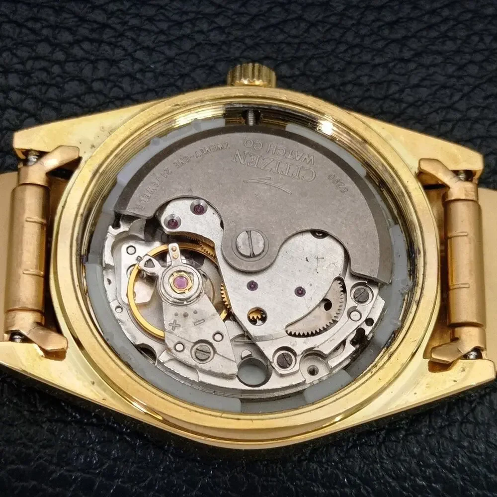Vintage 1977 Citizen Automatic Mens Gold Watch W/daydate & Blue accents